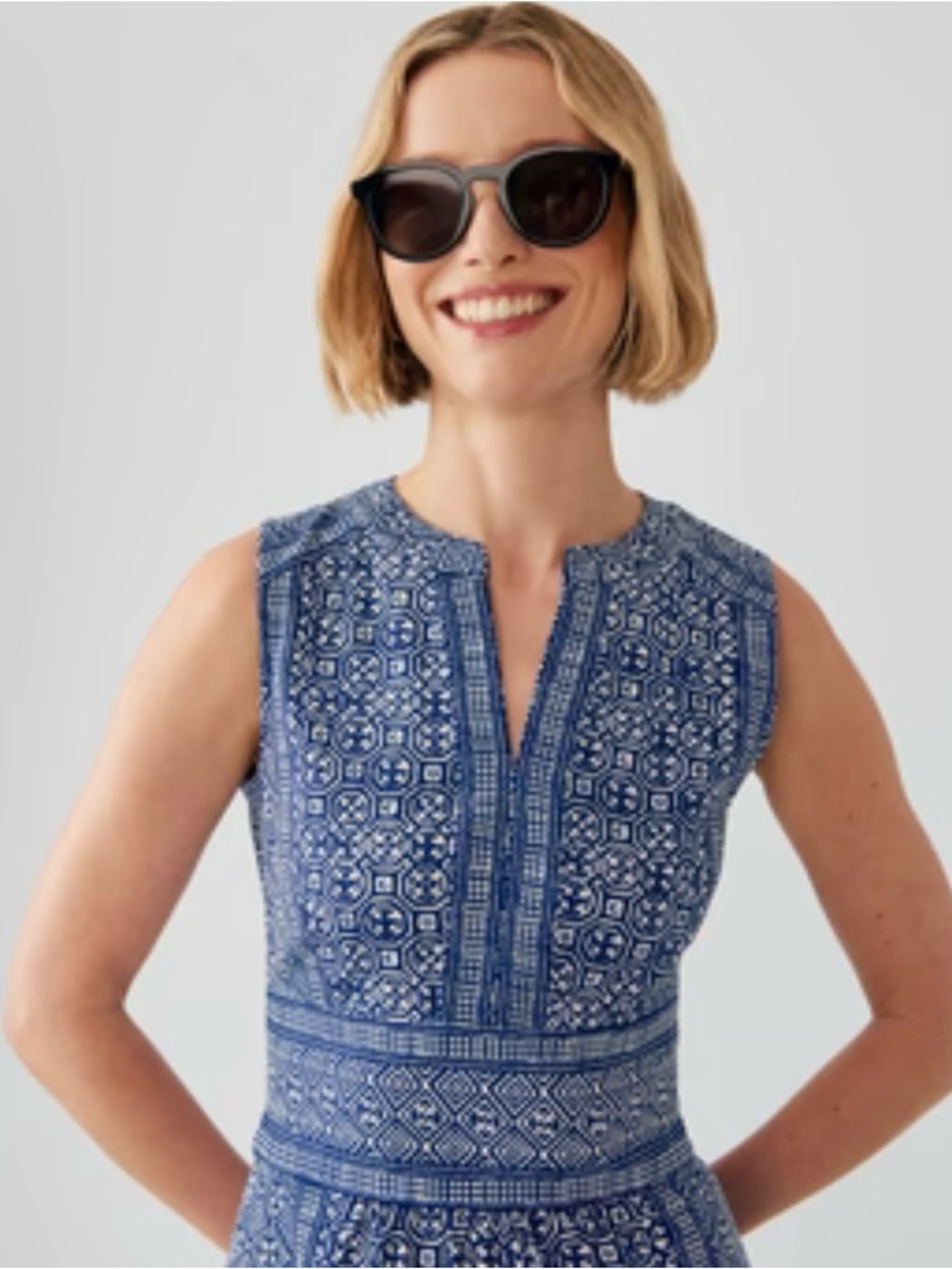 J. McLaughlin Lola Dress Blue Tile Print Sleeveless Shift Dress Large - Picture 3 of 15